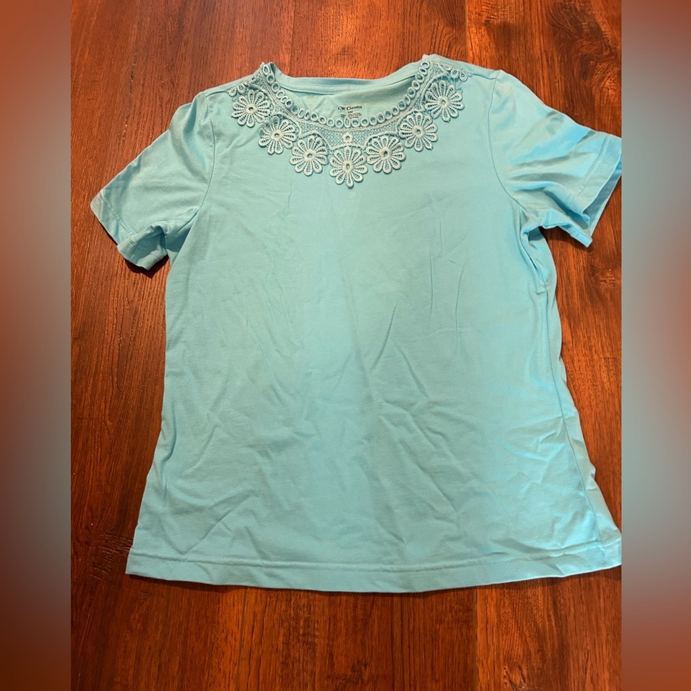 CW Classics Cotton lace tee size small